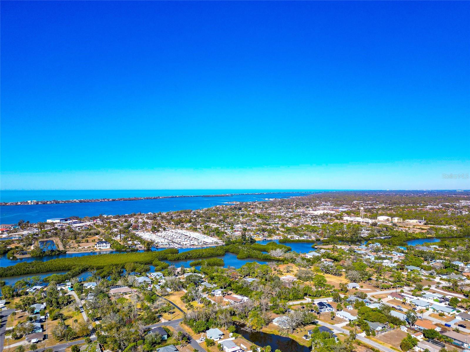 Image 55 of 84 For 950 Oxford Drive