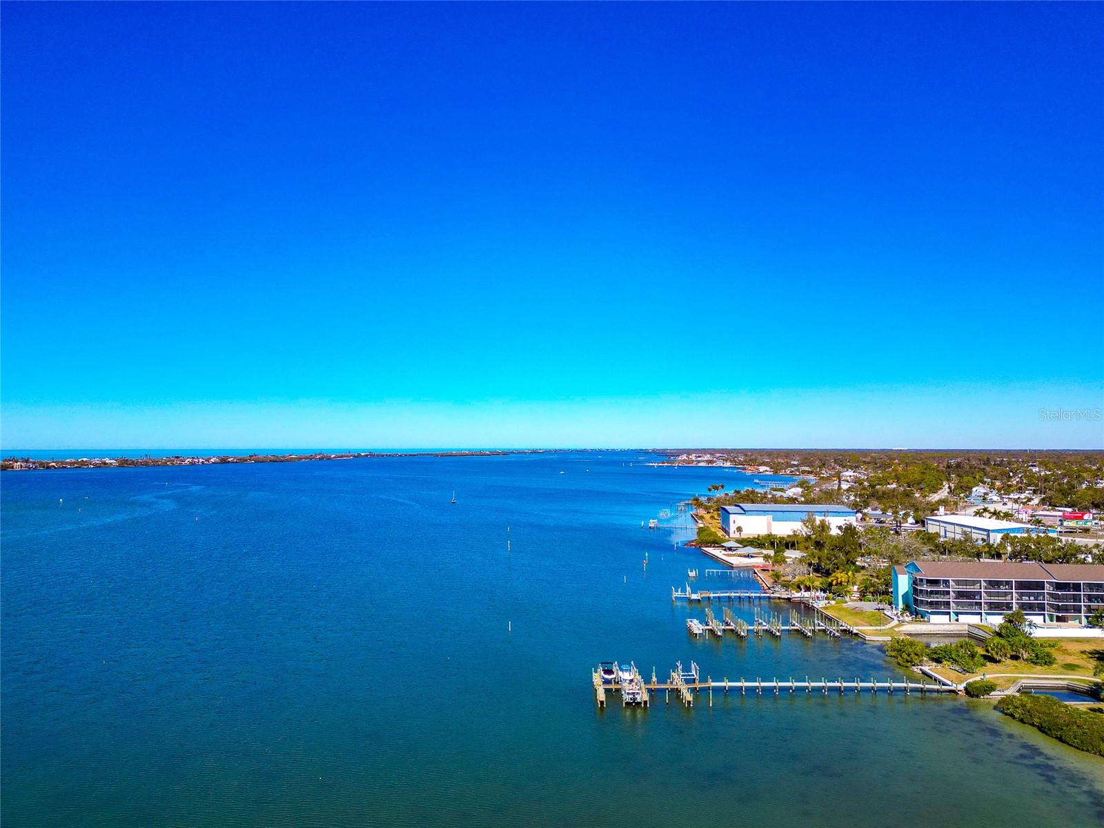 Image 58 of 84 For 950 Oxford Drive