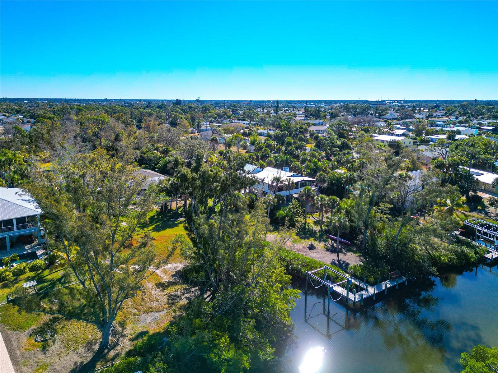 Image 7 of 84 For 950 Oxford Drive