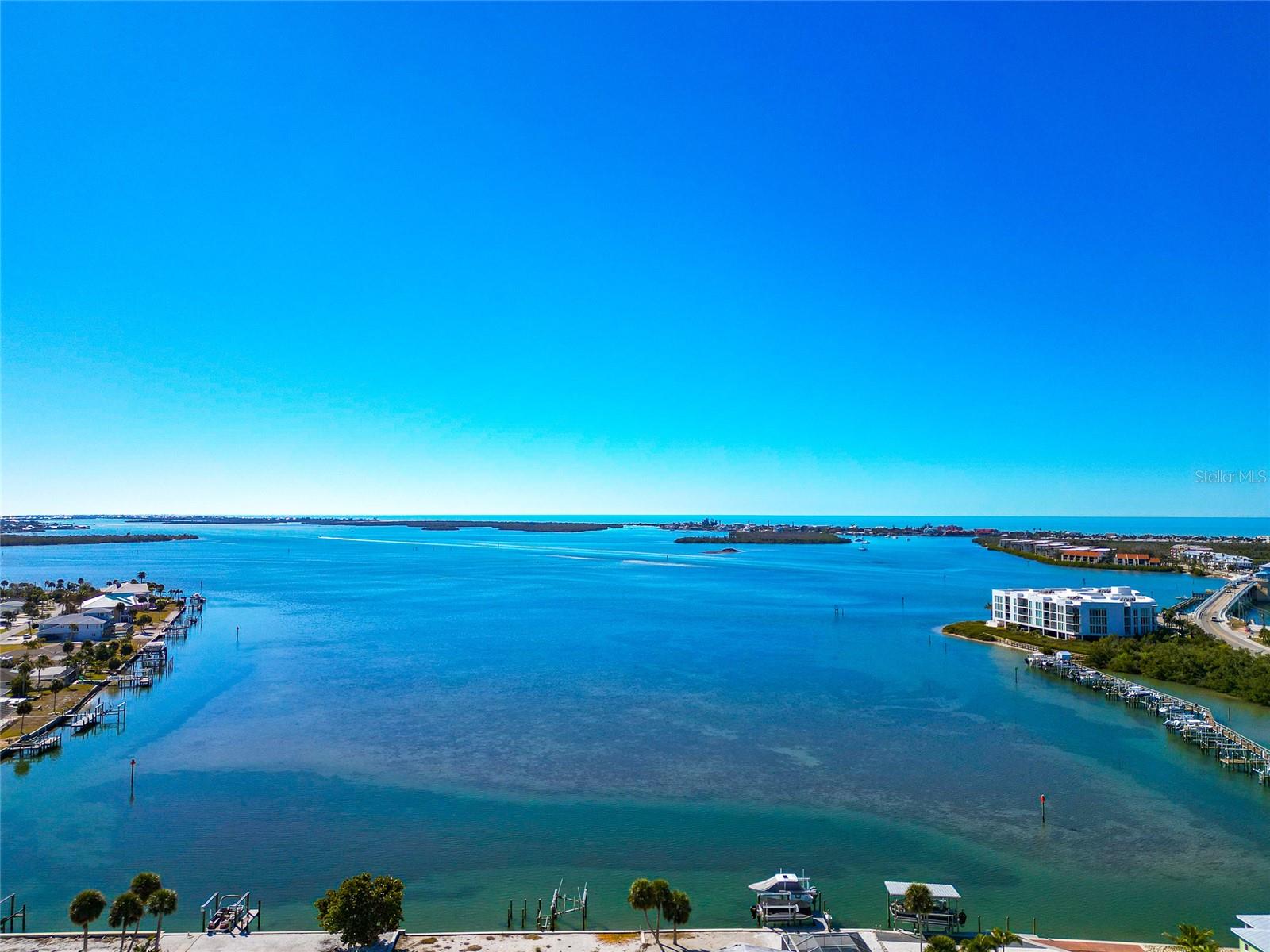 Image 70 of 84 For 950 Oxford Drive