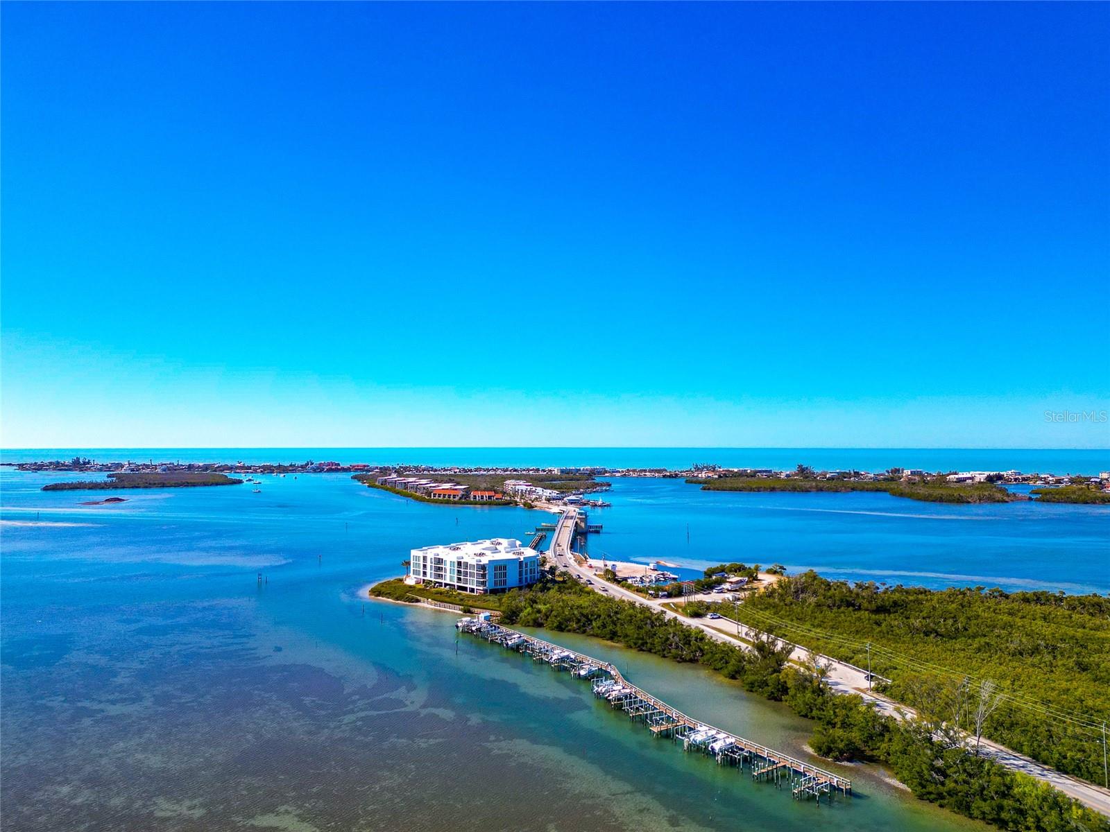 Image 72 of 84 For 950 Oxford Drive