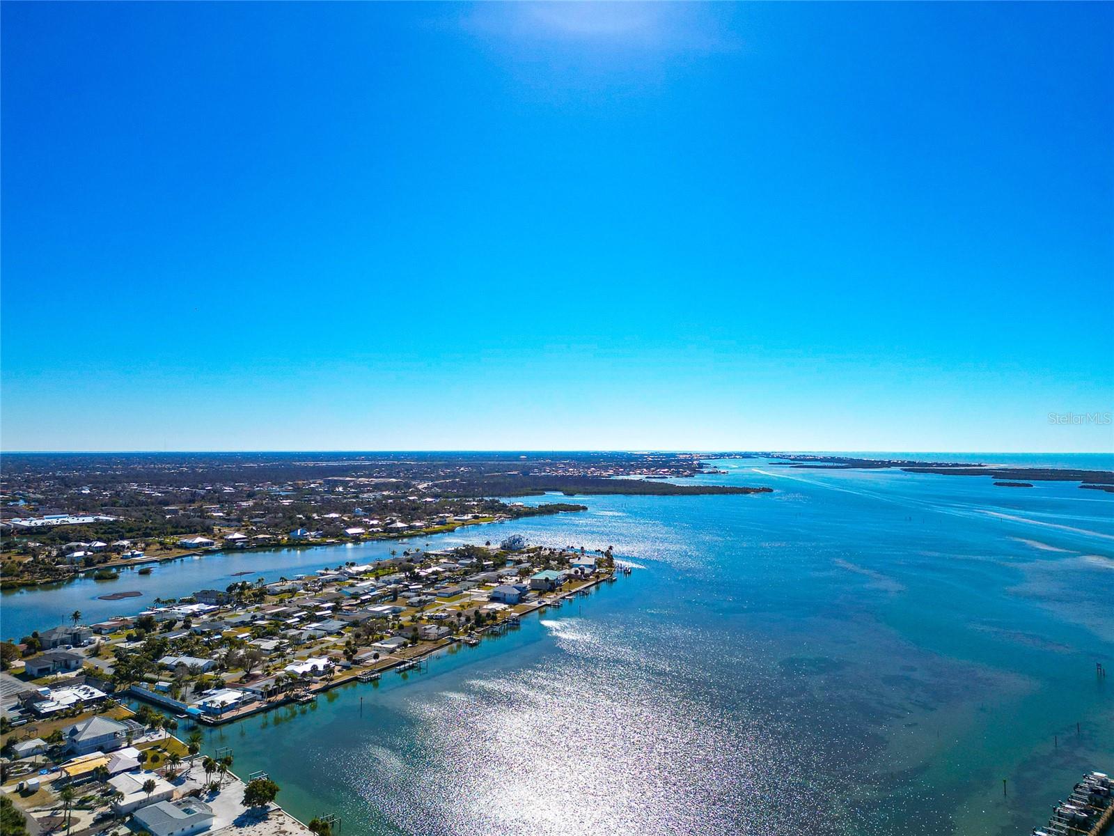 Image 74 of 84 For 950 Oxford Drive