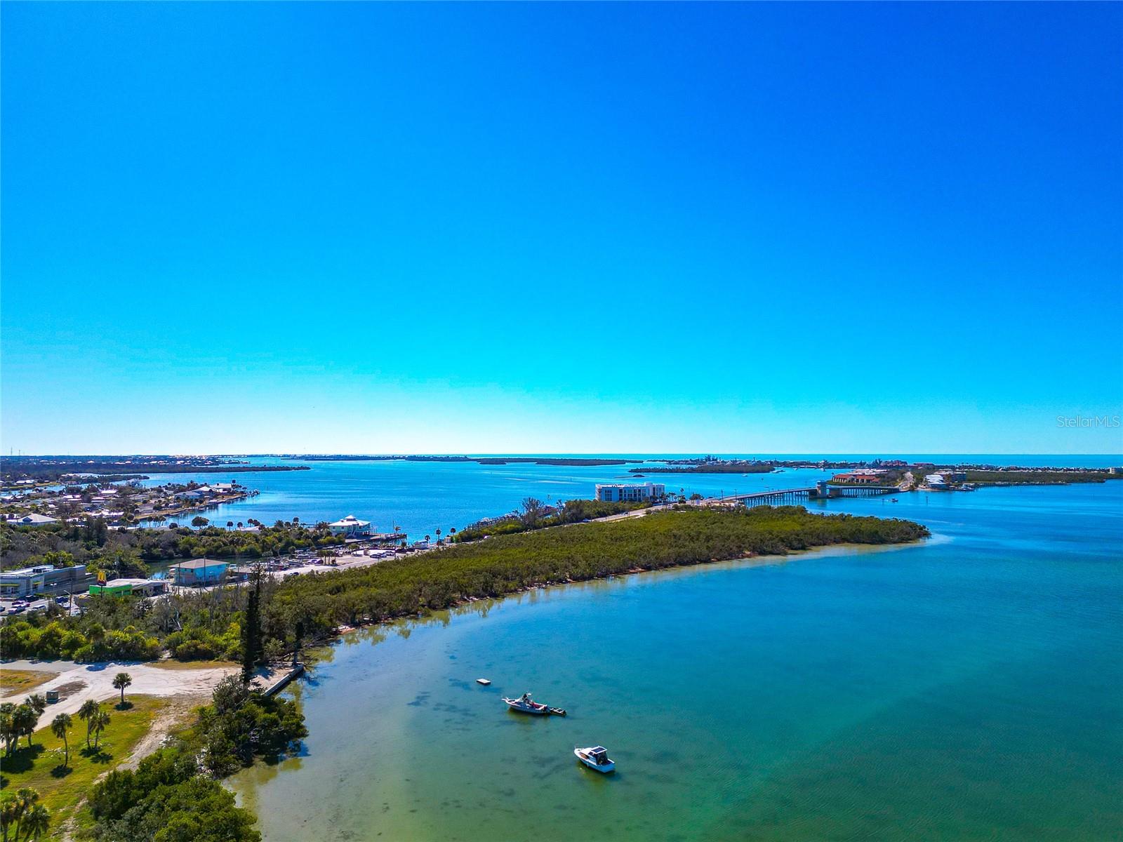 Image 76 of 84 For 950 Oxford Drive