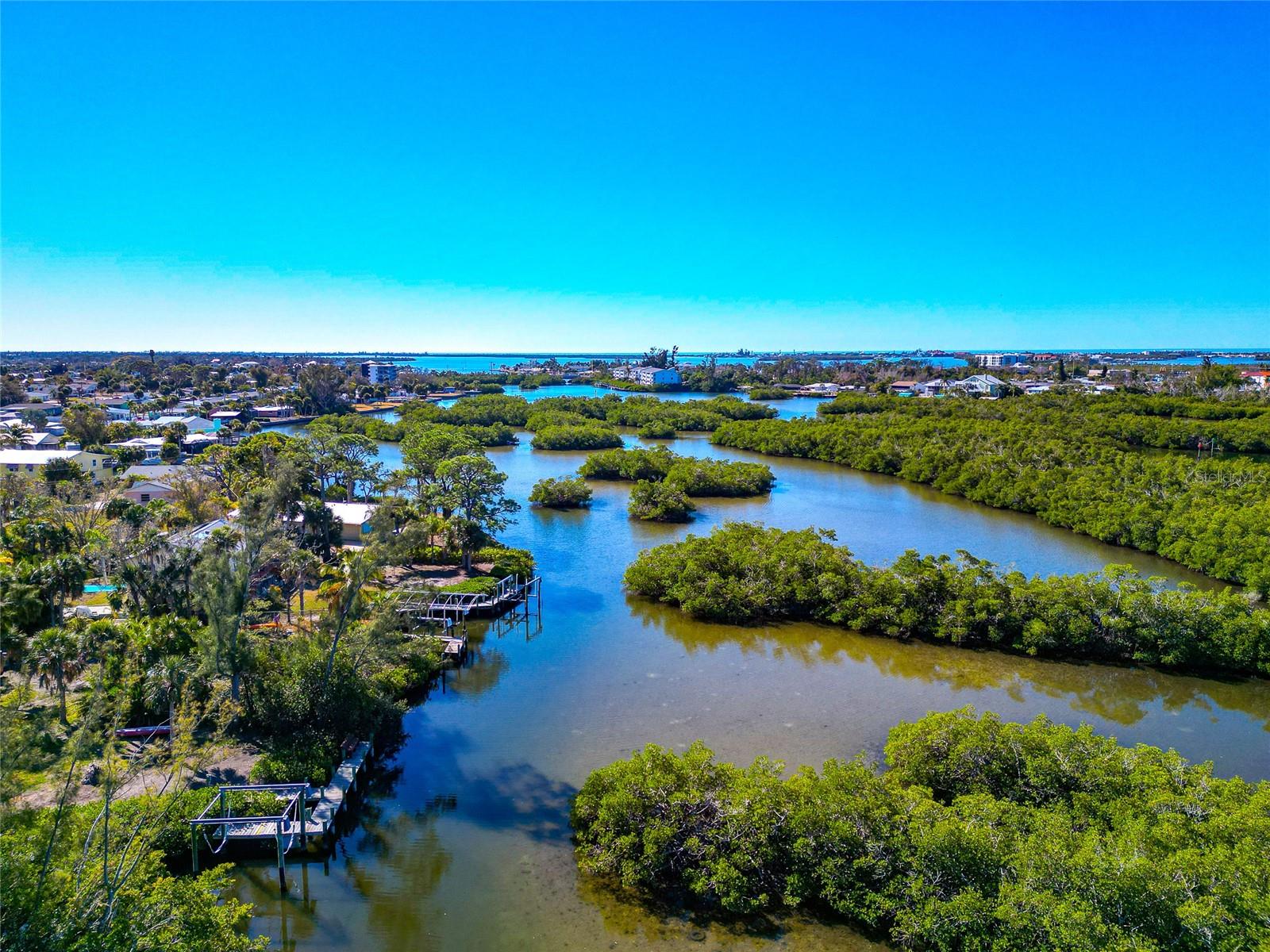 Image 8 of 84 For 950 Oxford Drive