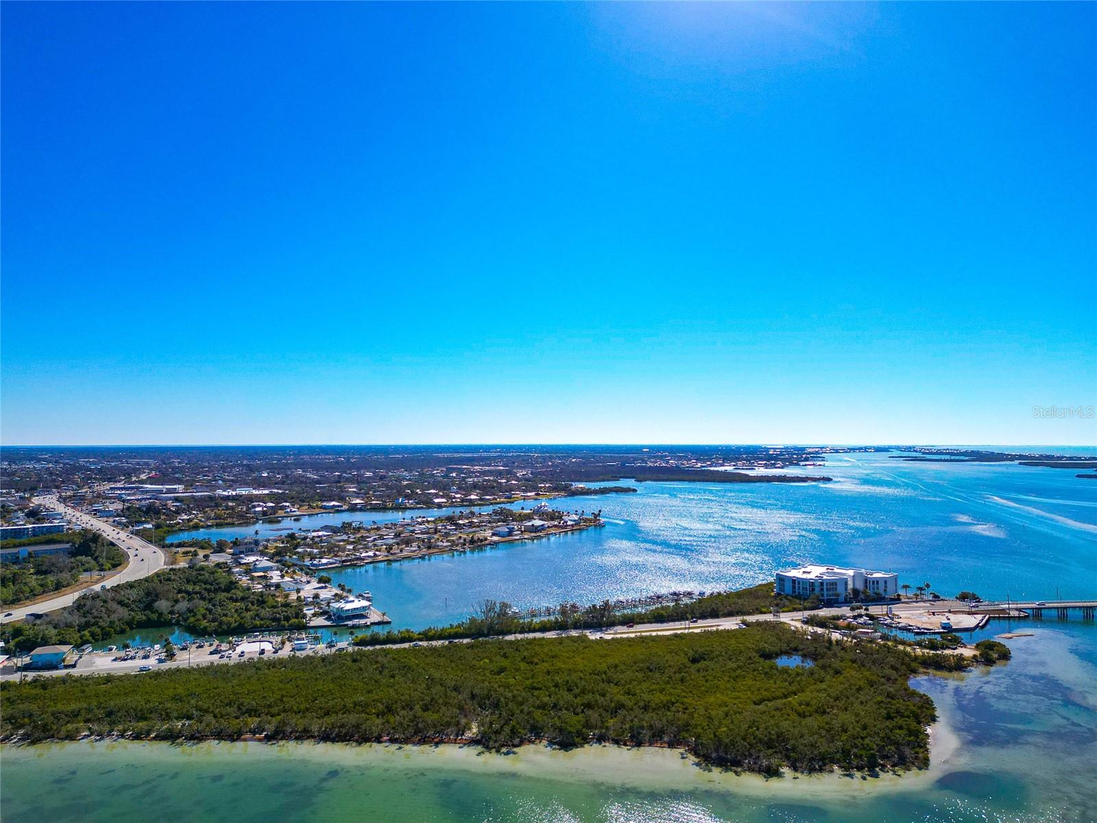 Image 81 of 84 For 950 Oxford Drive