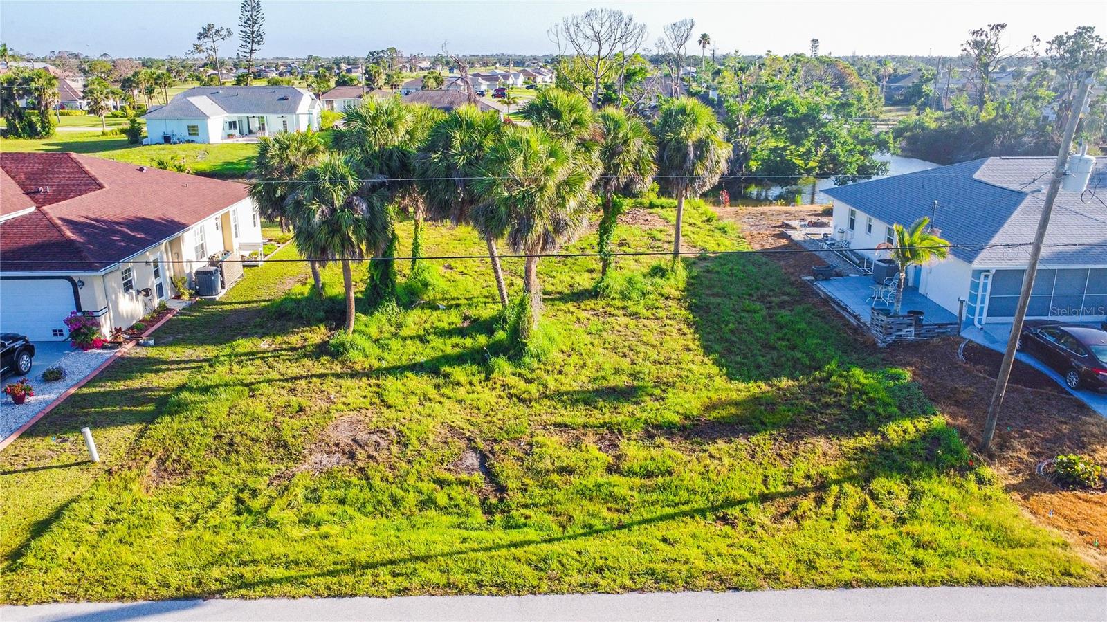 Image 4 of 29 For 22 Mark Twain Lane