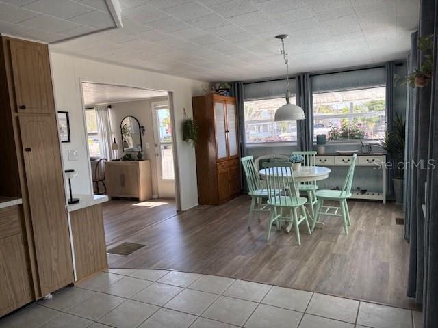 Image 6 of 36 For 740 Carefree