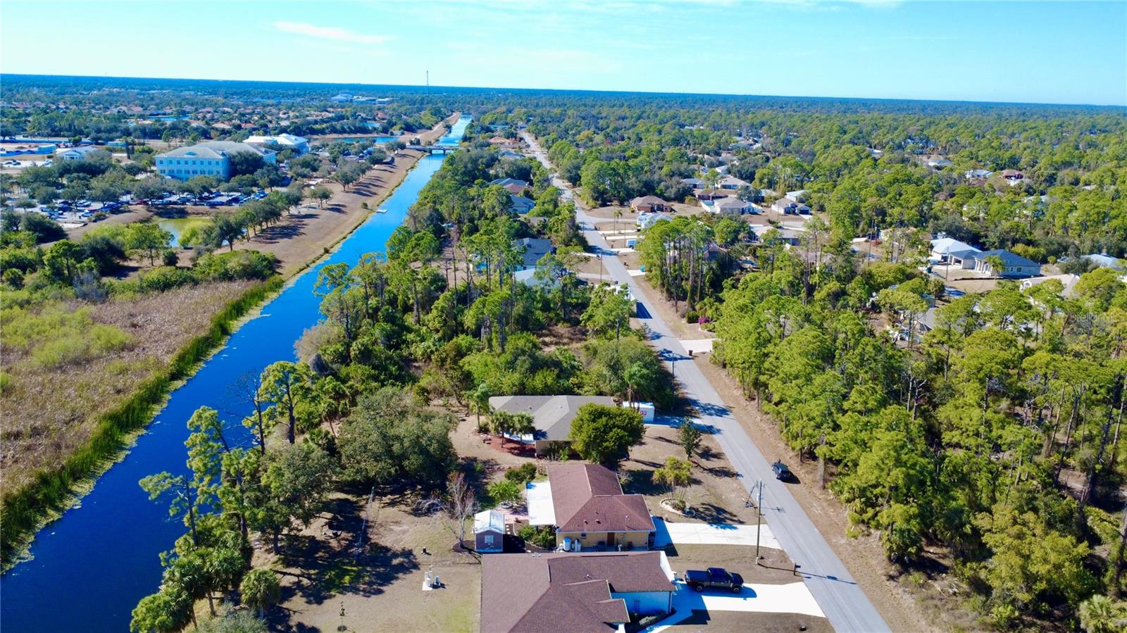 Image 24 of 30 For 4395 Hansard Avenue