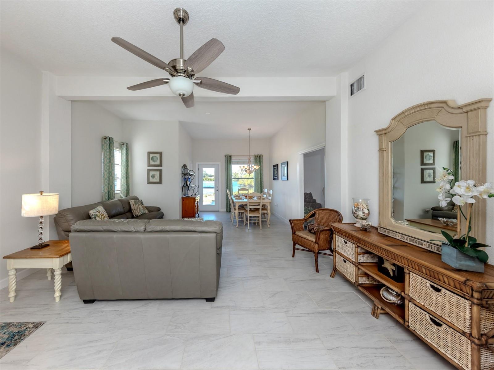 Image 6 of 31 For 498 Buena Vista Drive