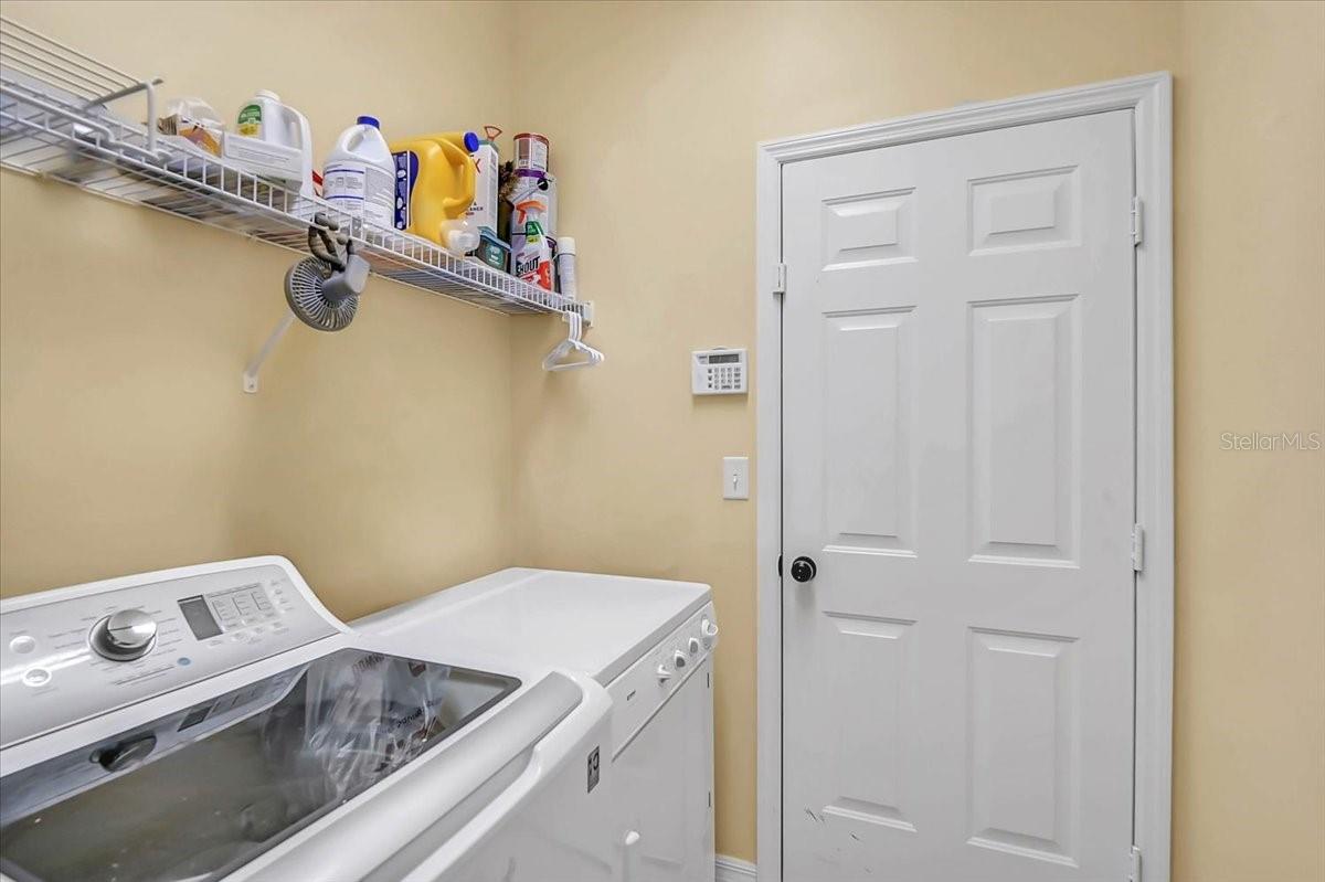 Image 24 of 33 For 25199 Chiclayo Avenue