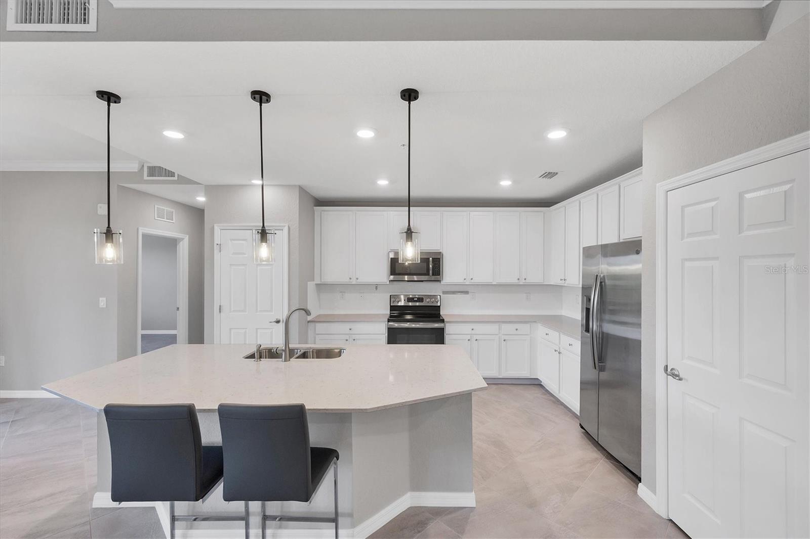 Image 21 of 69 For 10063 Crooked Creek Drive 101