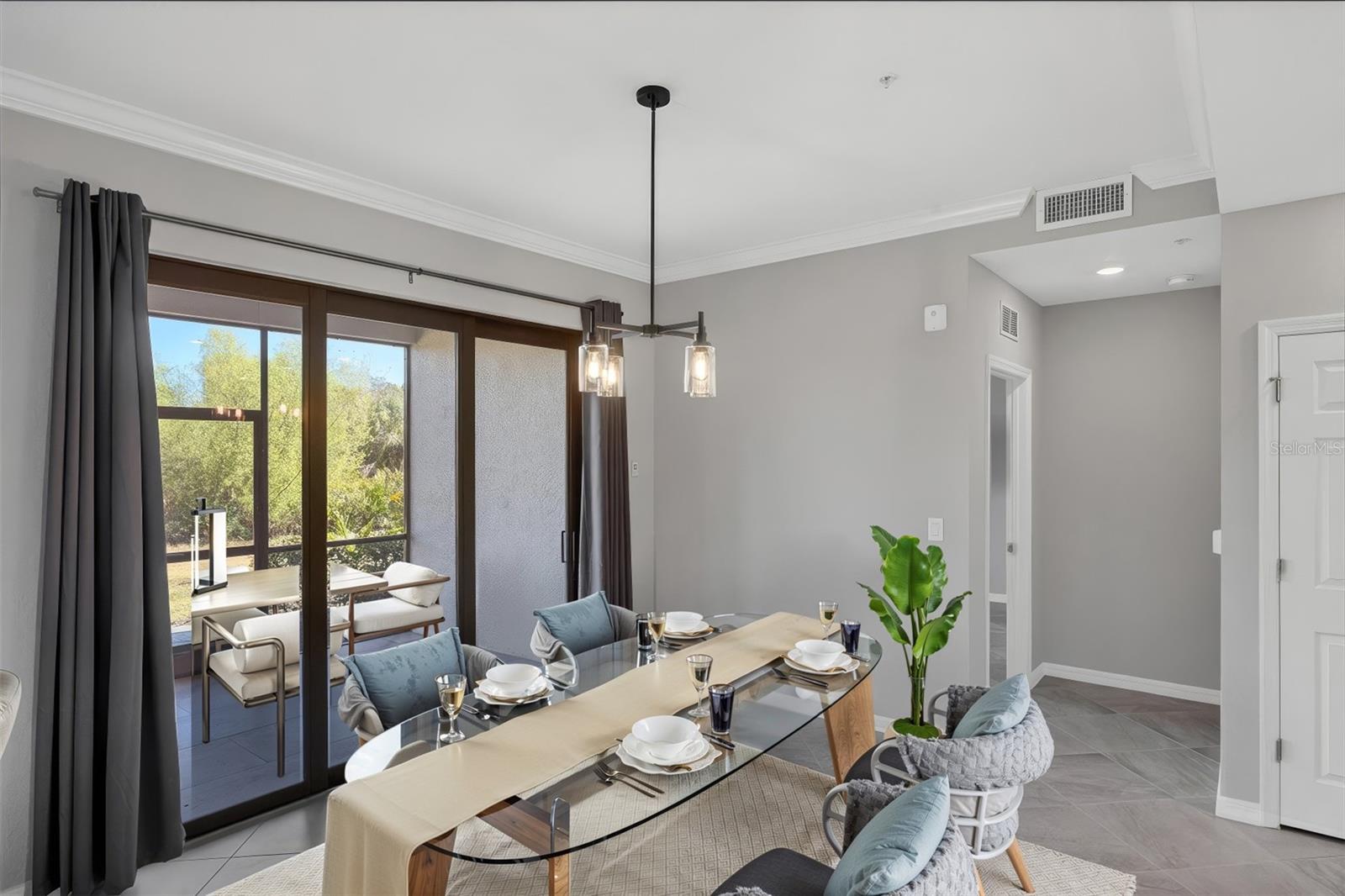 Image 25 of 69 For 10063 Crooked Creek Drive 101