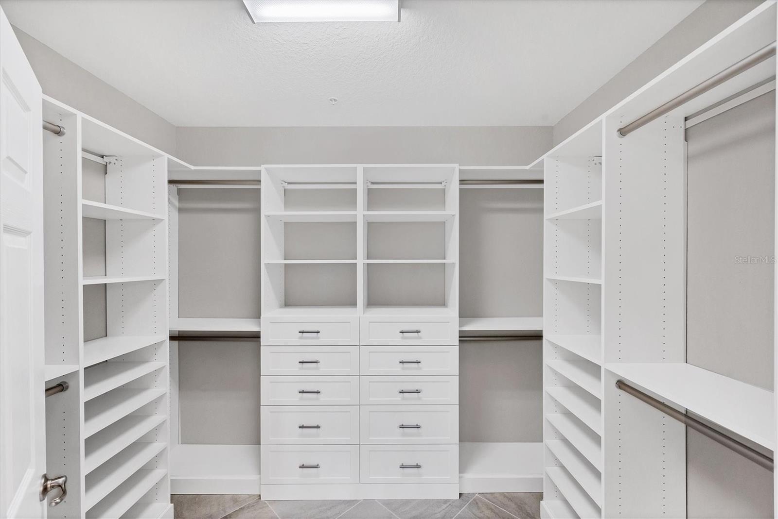 Image 32 of 69 For 10063 Crooked Creek Drive 101