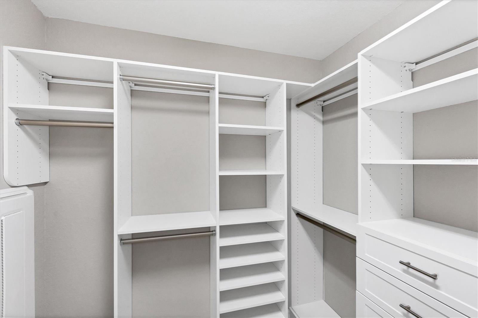 Image 33 of 69 For 10063 Crooked Creek Drive 101