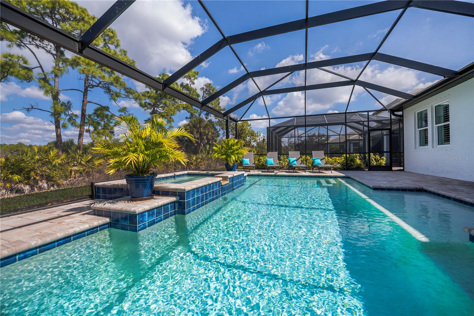 Image 23 of 79 For 19879 Bridgetown Loop