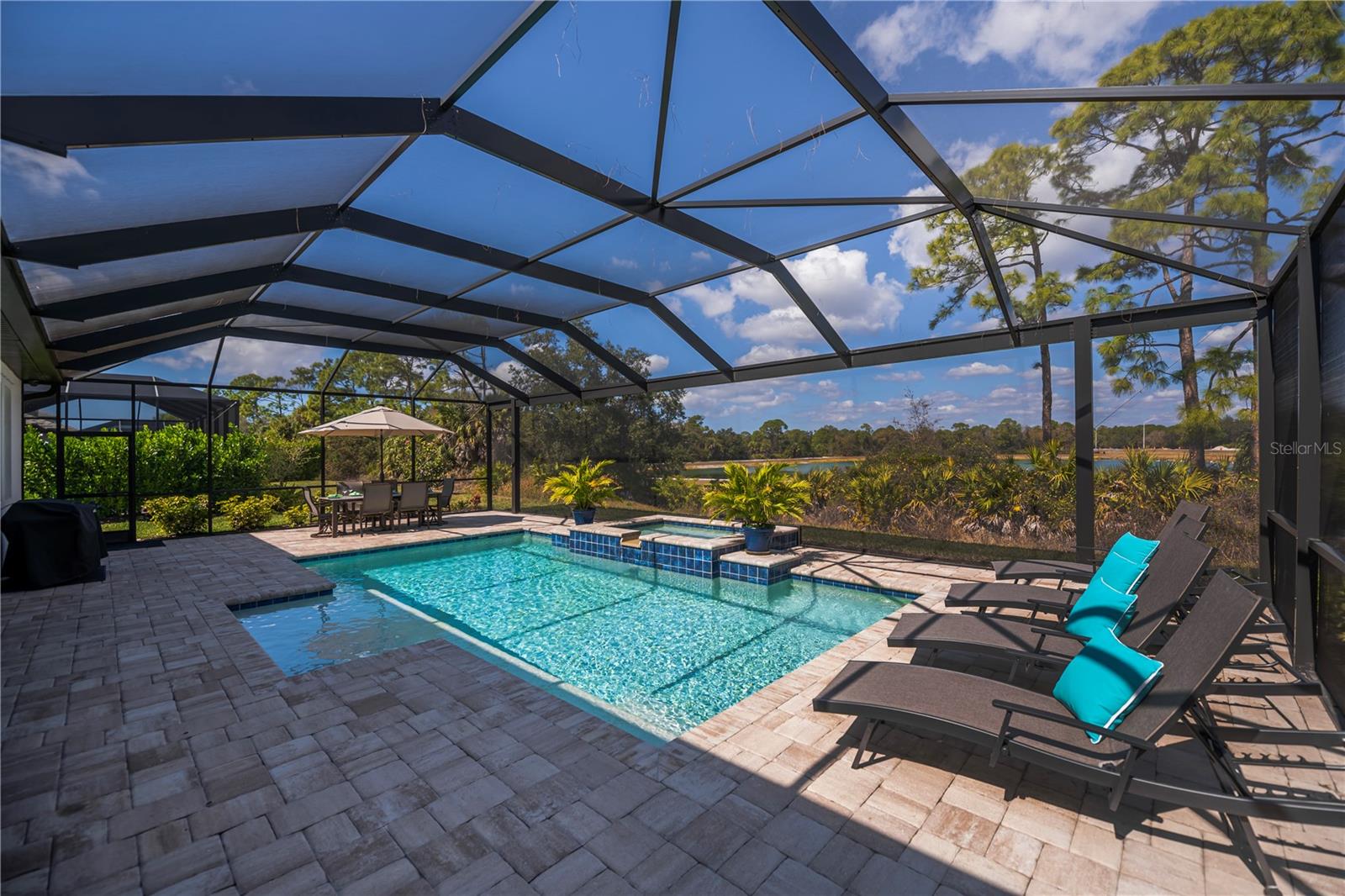 Image 24 of 79 For 19879 Bridgetown Loop