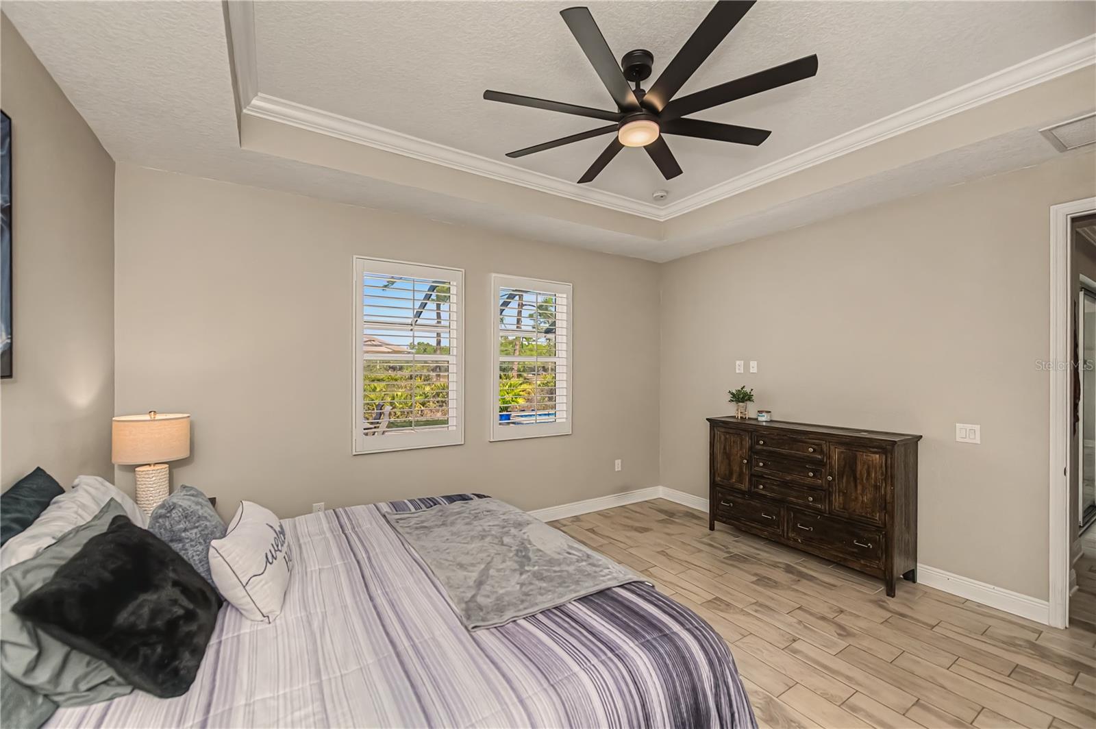 Image 43 of 79 For 19879 Bridgetown Loop