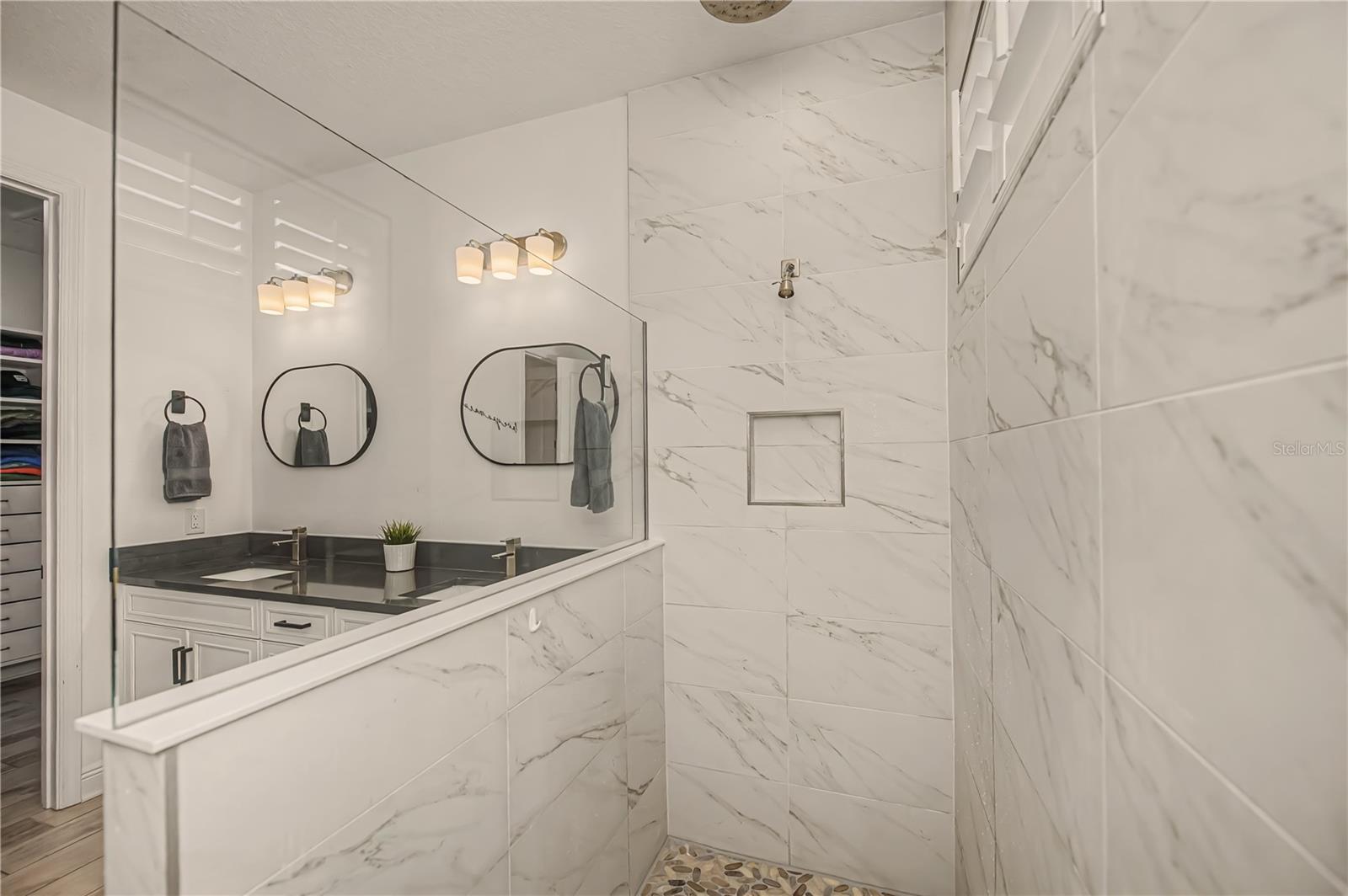 Image 47 of 79 For 19879 Bridgetown Loop