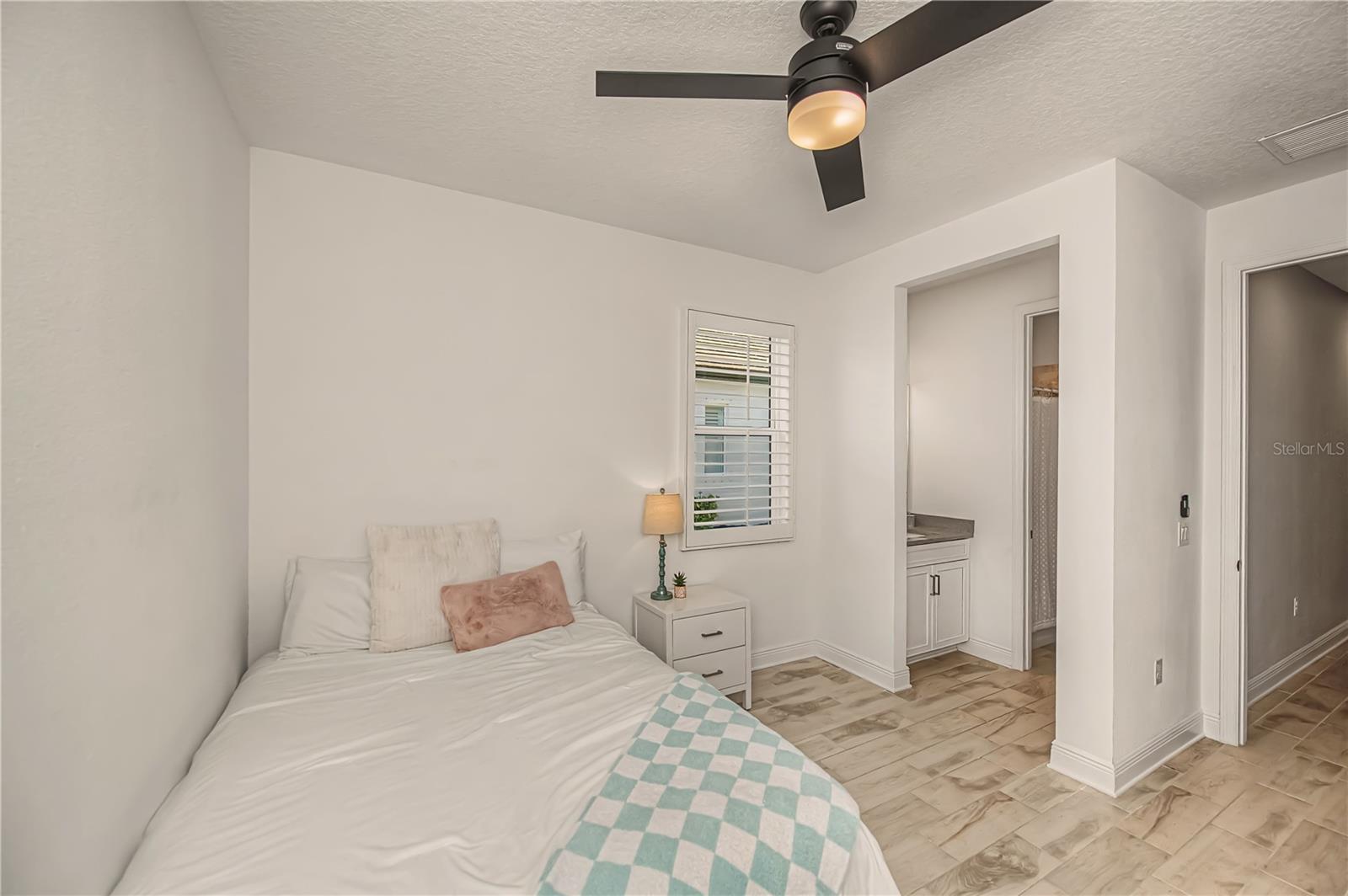 Image 63 of 79 For 19879 Bridgetown Loop