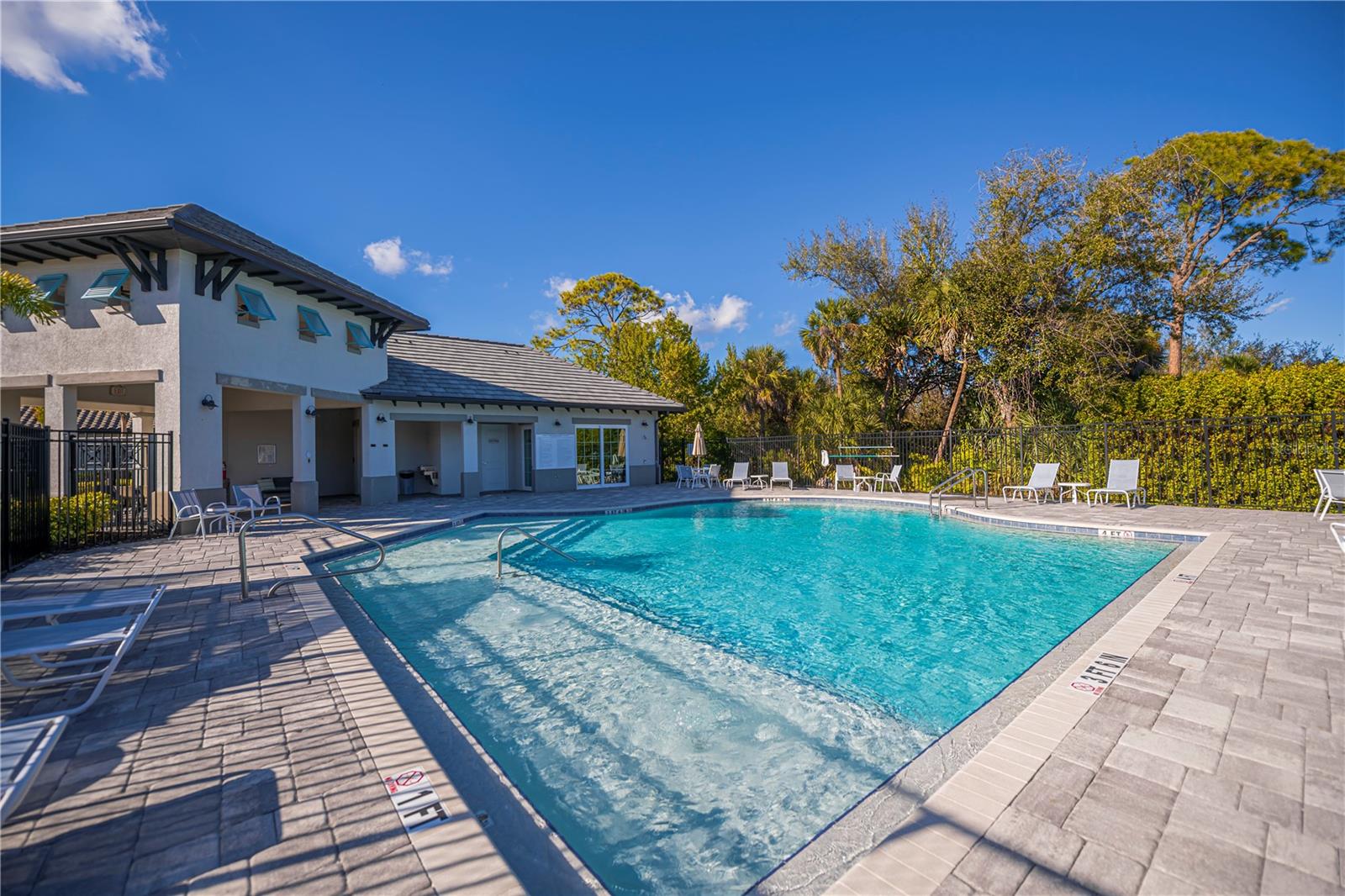 Image 76 of 79 For 19879 Bridgetown Loop