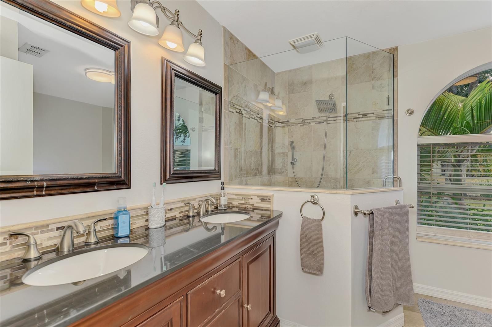 Image 30 of 64 For 684 Sugarwood Trail