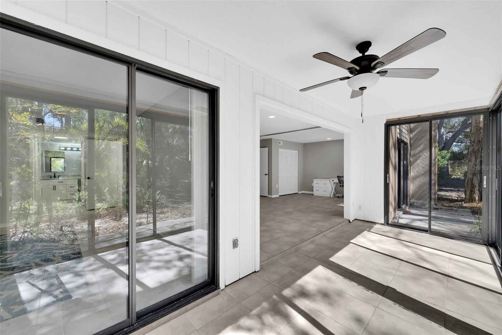 Image 12 of 46 For 1697 Brookhouse Circle 116