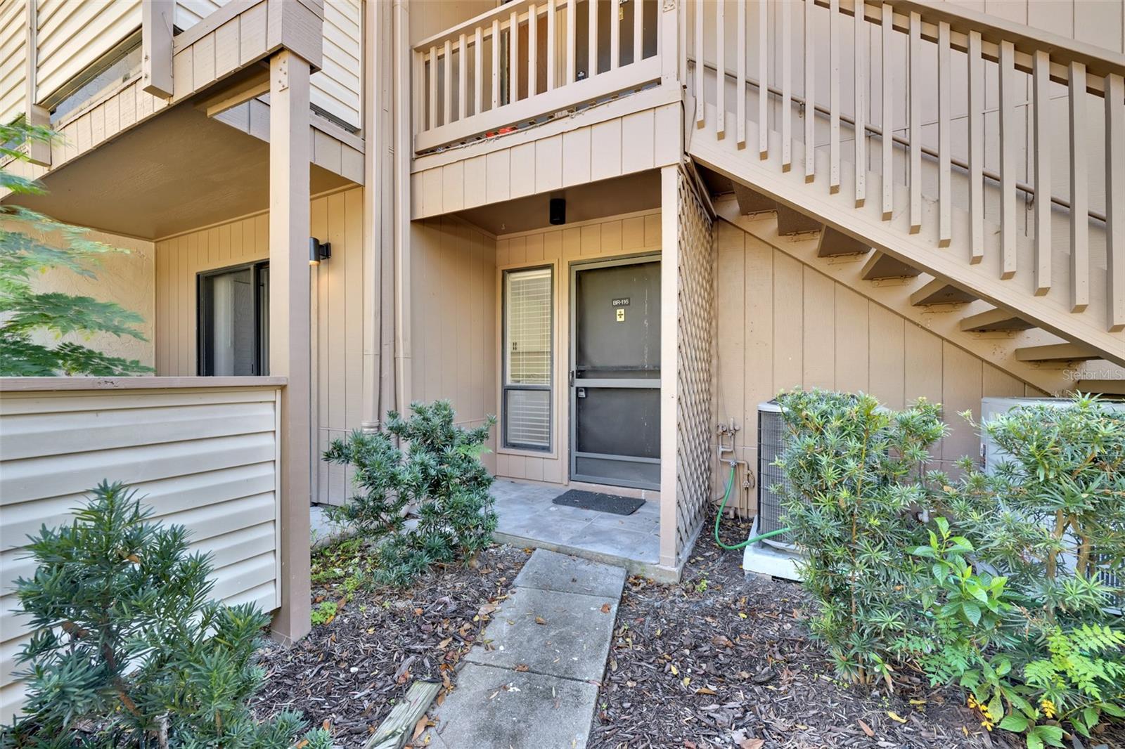 Image 3 of 46 For 1697 Brookhouse Circle 116