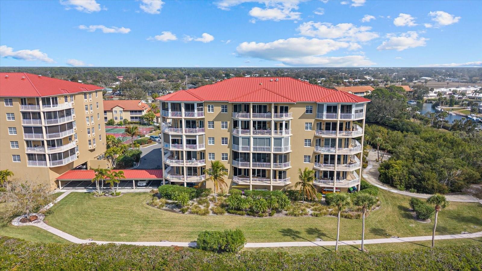 Image 42 of 56 For 6100 Jessie Harbor Drive 203