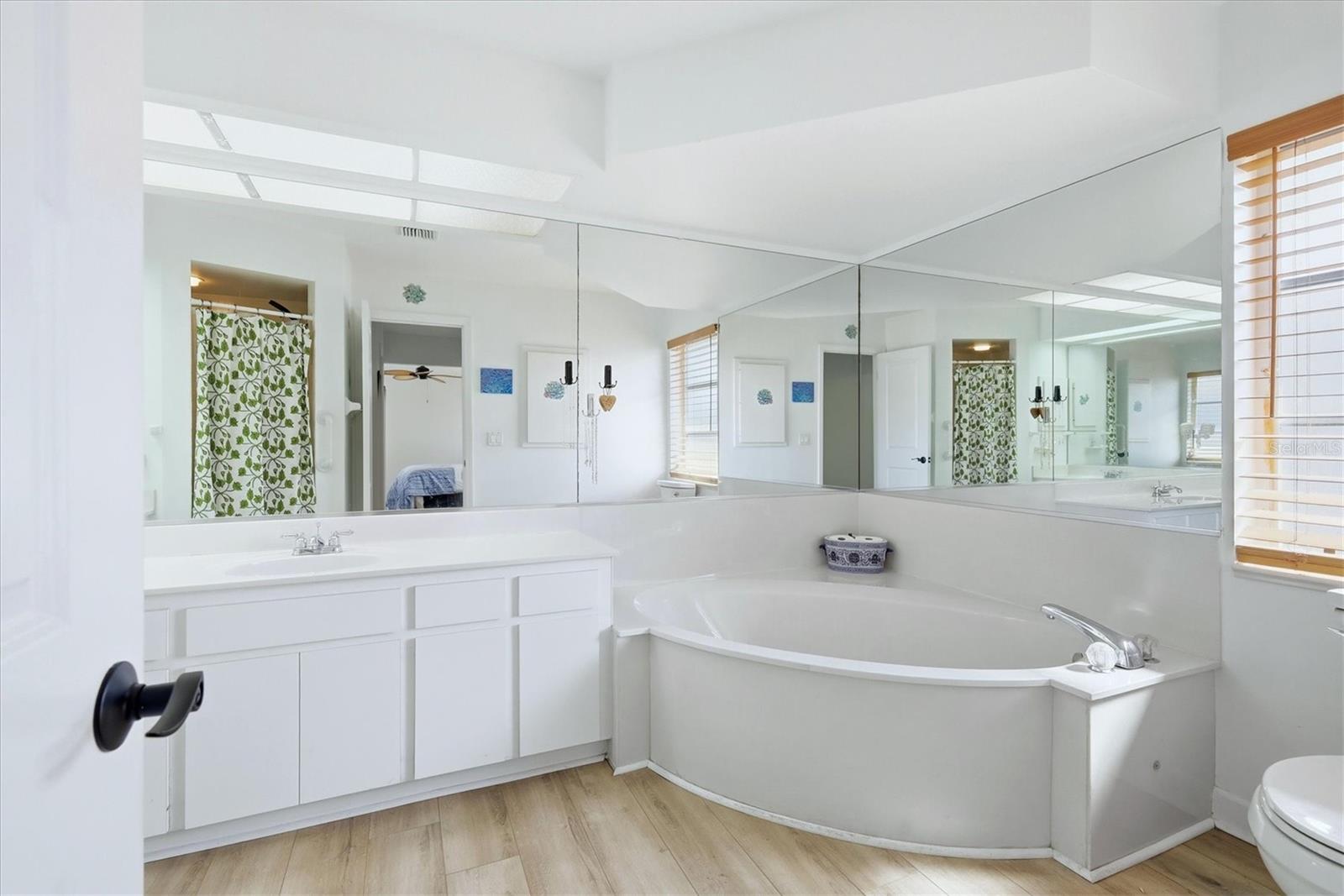 Image 19 of 41 For 5816 Garfield Road