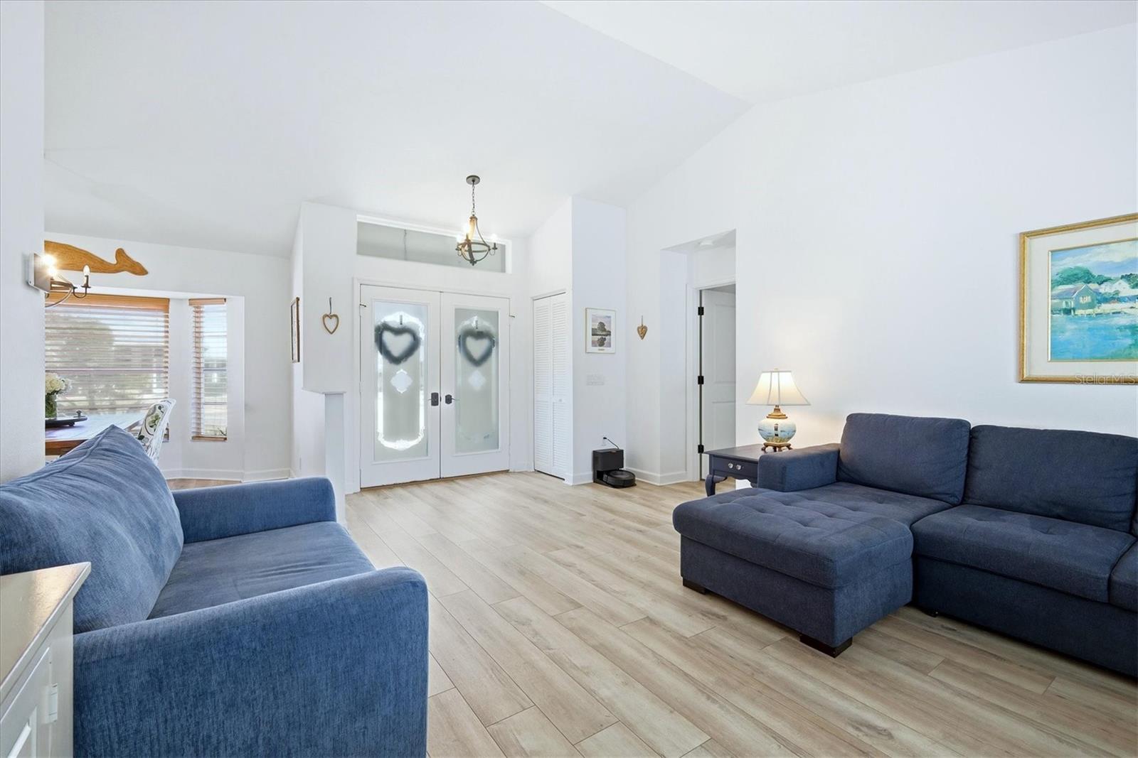 Image 4 of 41 For 5816 Garfield Road