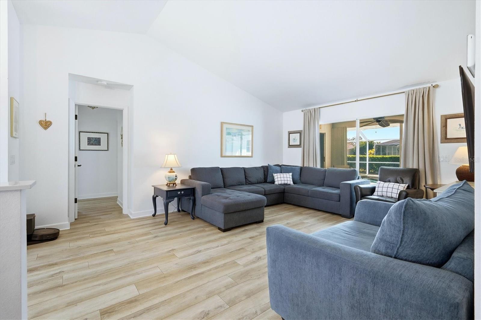 Image 5 of 41 For 5816 Garfield Road