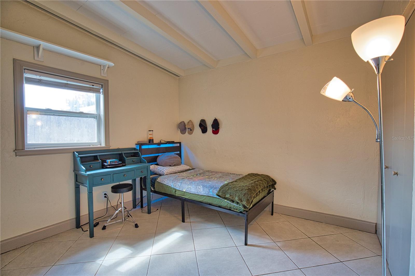 Image 34 of 47 For 1937 Gold Avenue