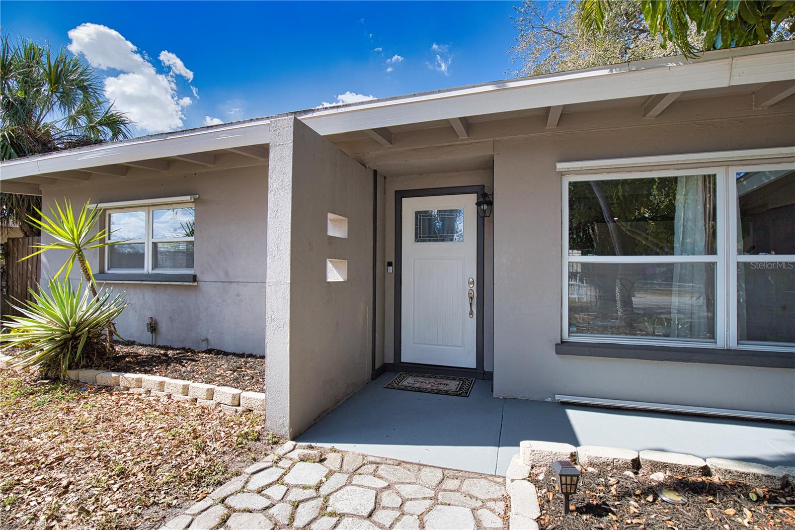 Image 5 of 47 For 1937 Gold Avenue