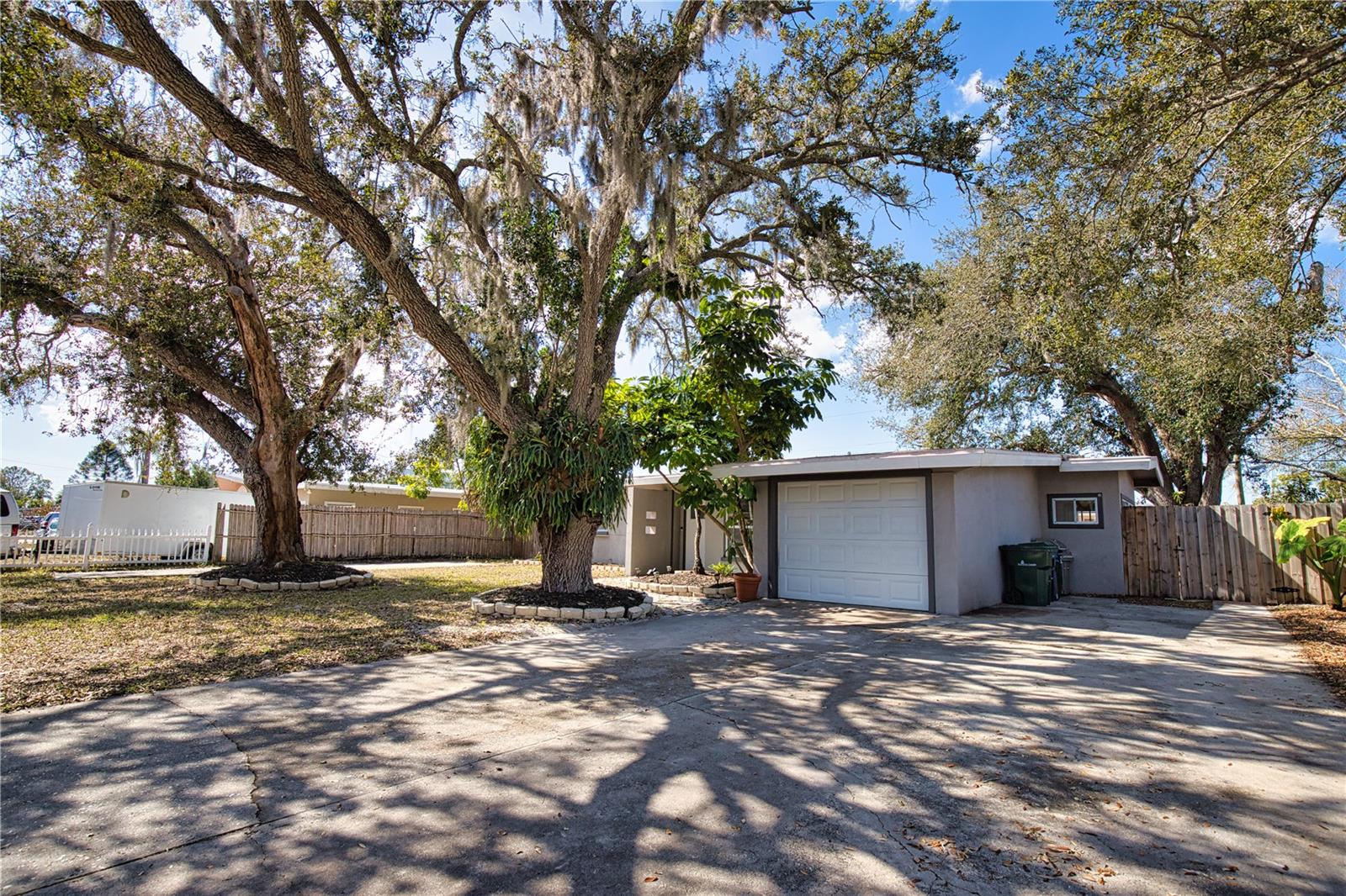 Image 8 of 47 For 1937 Gold Avenue