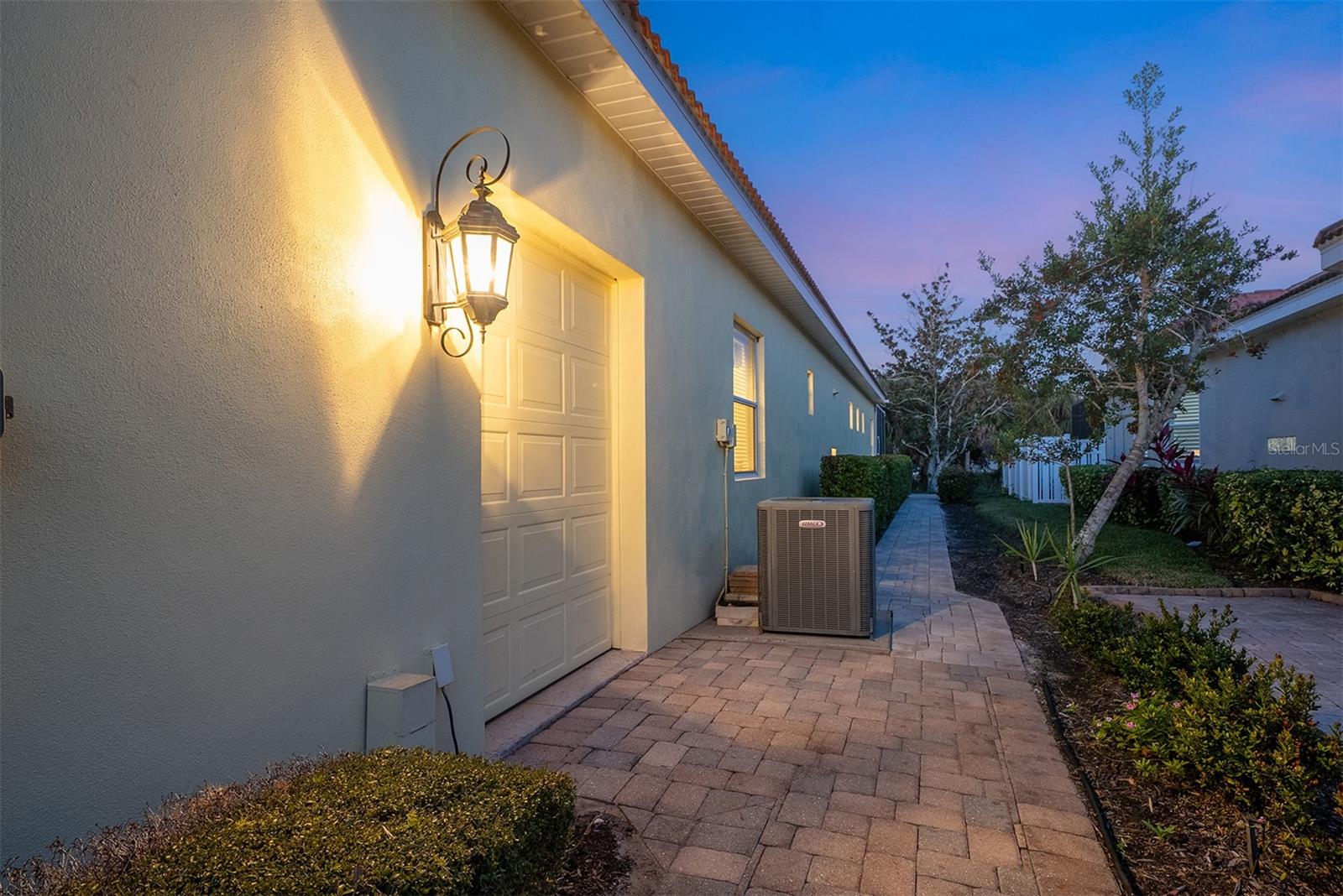 Image 45 of 76 For 1752 Grande Park Drive