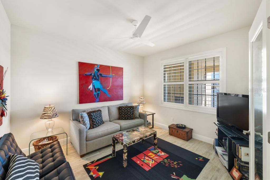 Image 12 of 70 For 260 Hidden Bay Drive 304