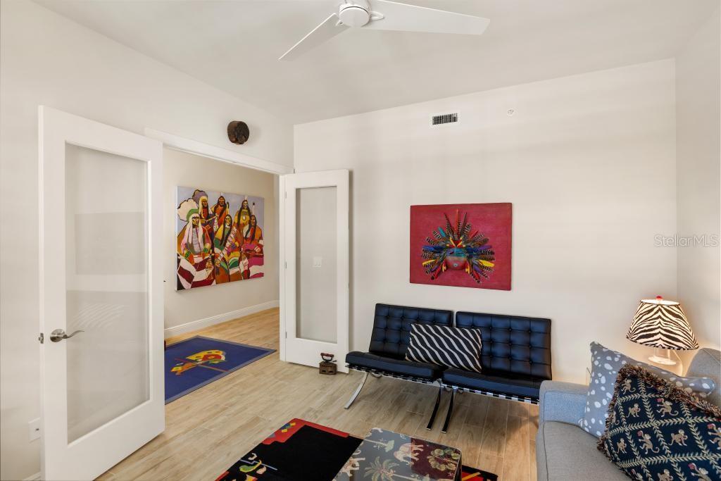 Image 13 of 70 For 260 Hidden Bay Drive 304