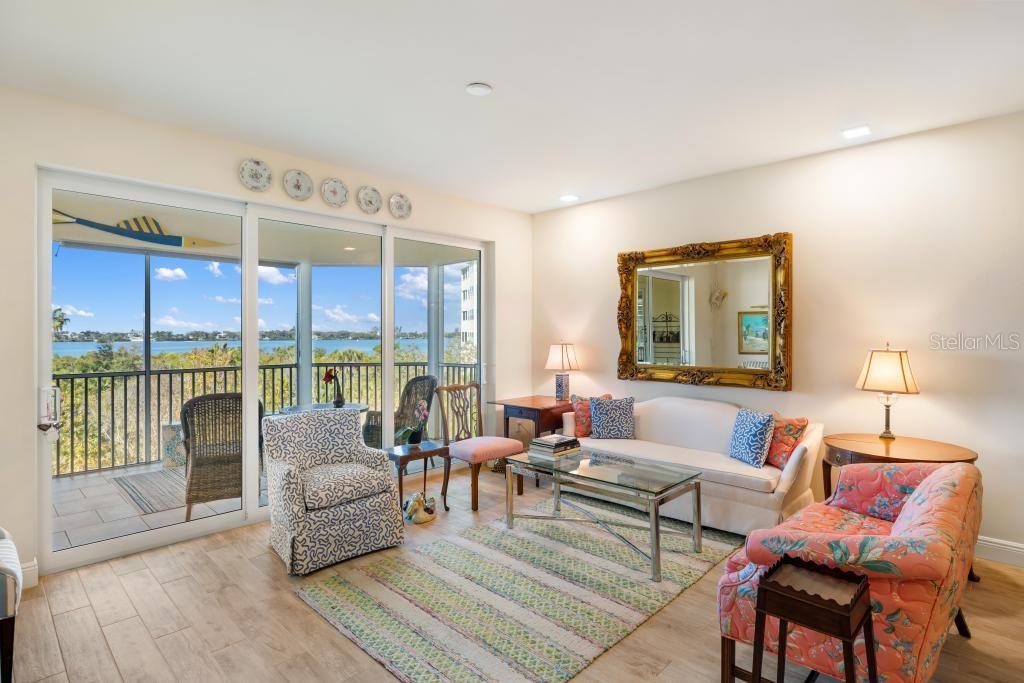 Image 17 of 70 For 260 Hidden Bay Drive 304