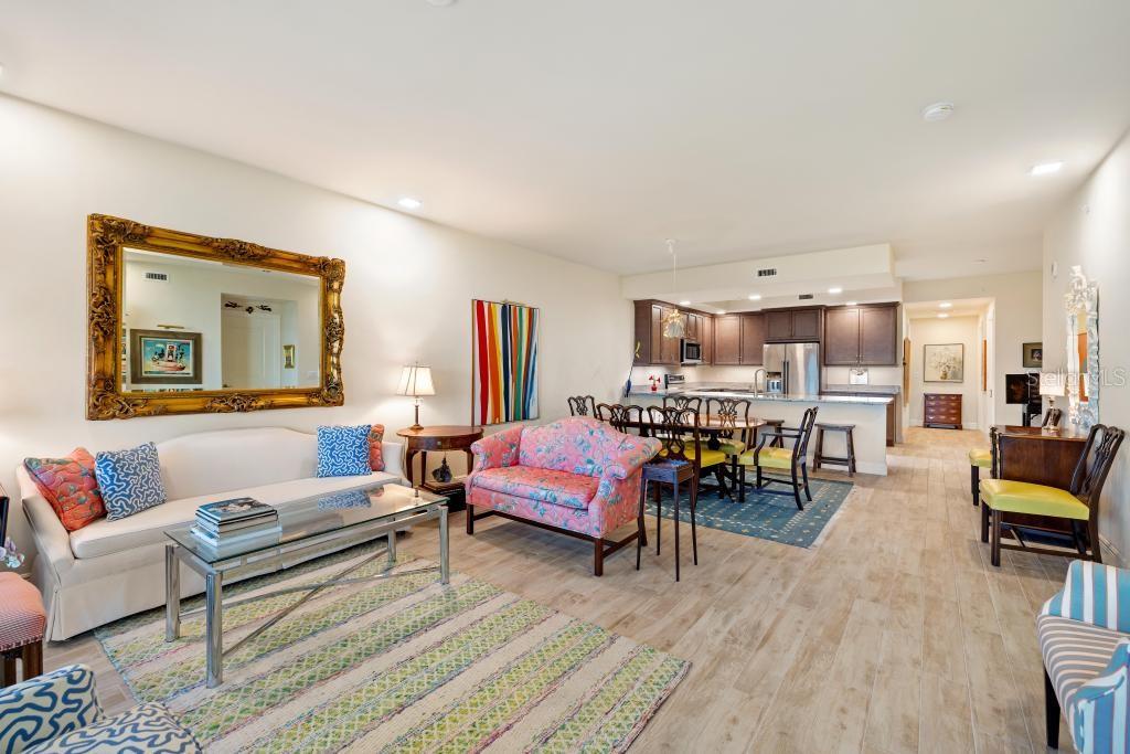 Image 18 of 70 For 260 Hidden Bay Drive 304