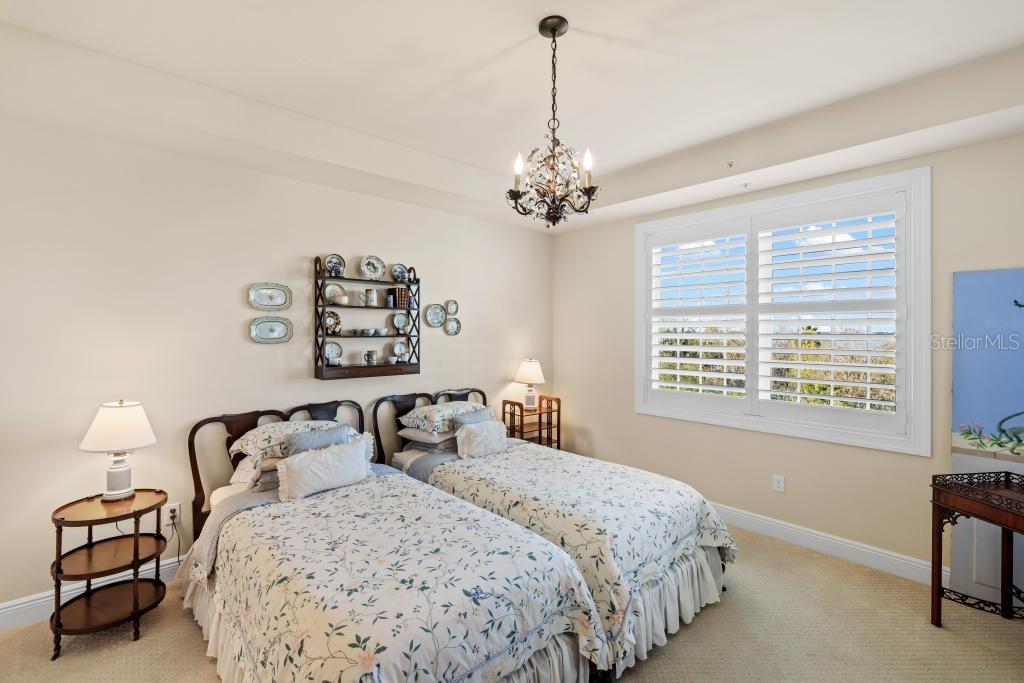 Image 25 of 70 For 260 Hidden Bay Drive 304