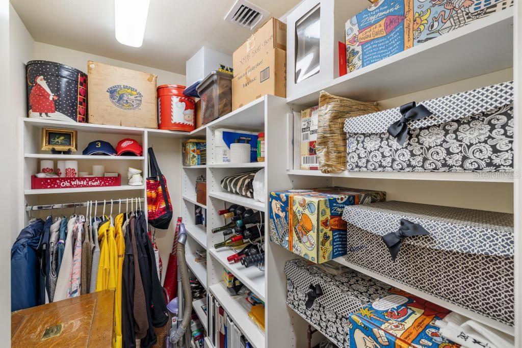 Image 38 of 70 For 260 Hidden Bay Drive 304