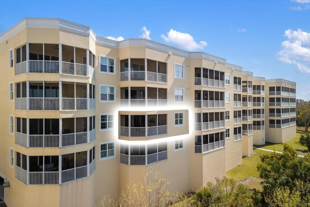 Image 4 of 70 For 260 Hidden Bay Drive 304