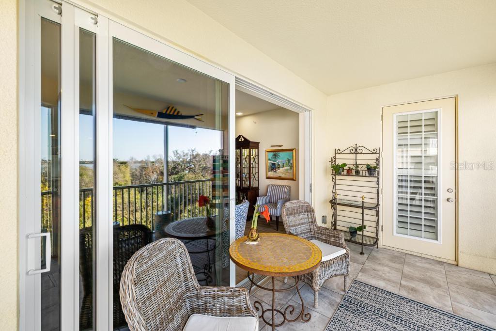 Image 43 of 70 For 260 Hidden Bay Drive 304