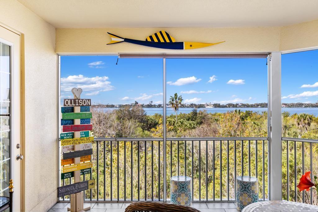 Image 5 of 70 For 260 Hidden Bay Drive 304