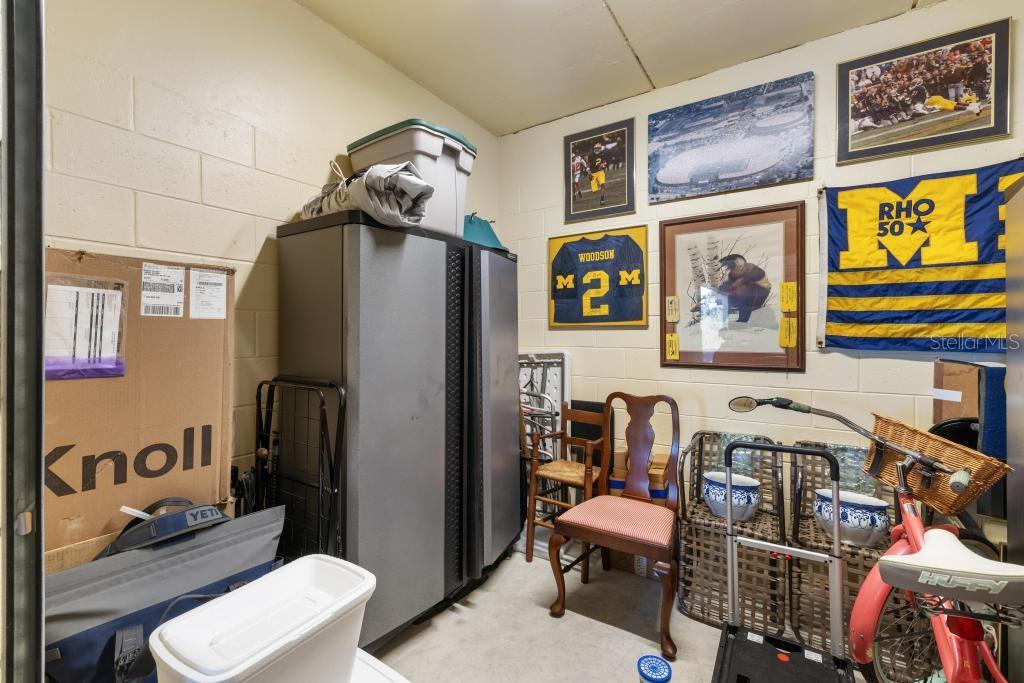 Image 51 of 70 For 260 Hidden Bay Drive 304