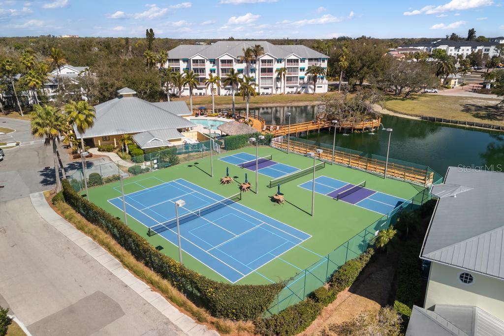 Image 66 of 70 For 260 Hidden Bay Drive 304