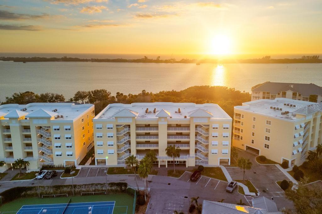 Image 69 of 70 For 260 Hidden Bay Drive 304