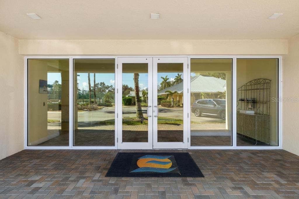 Image 7 of 70 For 260 Hidden Bay Drive 304