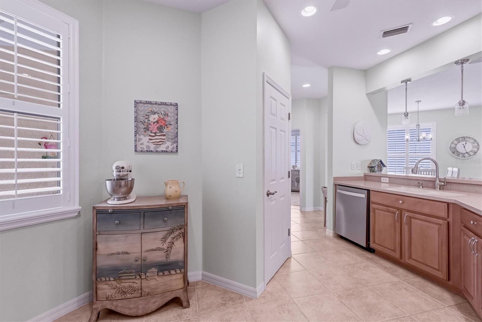 Image 16 of 51 For 11126 Batello Drive