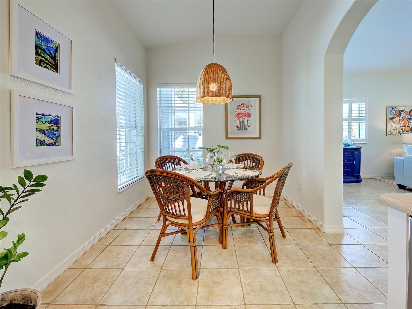 Image 15 of 51 For 209 Reclinata Circle